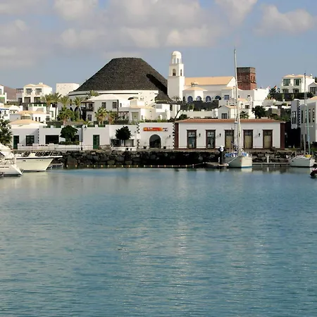 Awesome Puerto Del Carmen - 3 Bedrooms - Holanda Grande - Short Walk To - Pool Table *